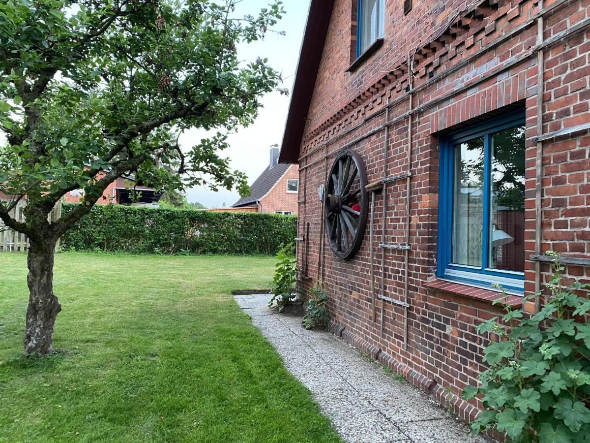 Huus Utspann Fewo Mit Terrasse - 23 Km Vor Hamburg - Seevetal Exterior photo